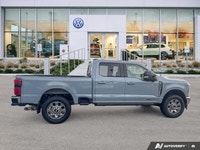 This Ford Super Duty F-350 SRW delivers a Intercooled Turbo Diesel V-8 6.7 L/406 engine powering thi... (image 5)