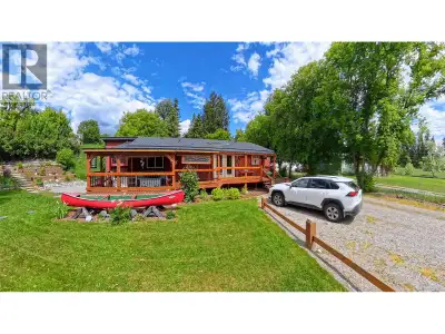 Turn-Key Windermere Lifestyle Retreat – $759,000 Experience the ultimate lakeside lifestyle on a mas...