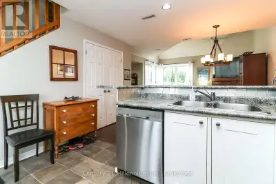 Ski Season opportunity. This spacious and bright two-bedroom, two-full-bathroom condo townhome in Ha...