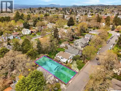 Exceptional land-value opportunity in a prime central Victoria location. Offered as is, where is, th...