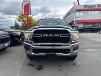 *** PRICED TO CLEAR! *** Snag this --------- on the cheap from our Maple Ridge Chrysler Value Corner... (image 1)