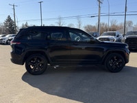 This Jeep Grand Cherokee boasts a Regular Unleaded V-6 3.6 L/220 engine powering this Automatic tran... (image 9)