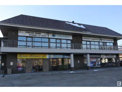 Main floor retail space of 1,455 sq. ft. New ceiling, lights & flooring. Shopping plaza on Gervais R...
