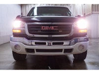 **ACCIDENT FREE - MECHANICALLY CERTIFIED** County of Red Deer Vehicle 153,772 KM This 2005 GMC Sierr... (image 3)
