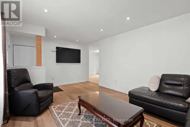 18637 HURONTARIO (HWY 10) STREET Caledon (Caledon Village), Onta in Long Term Rentals in Oakville / Halton Region - Image 6