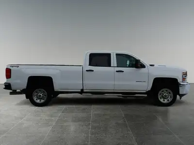 2019 Chevrolet SILVERADO 2500HD 4WD Crew Cab 167.7 Work Truck, View more