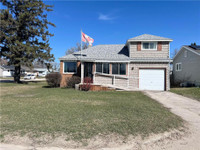 1316 Crescent Road W Portage La Prairie, Manitoba