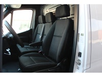2021 MERCEDES SPRINTER 2500 -- 170 FULL SIZE -- HIGH ROOF -- ECONOMICAL DIESEL ENGINE !!! 3 SEATER!!... (image 8)