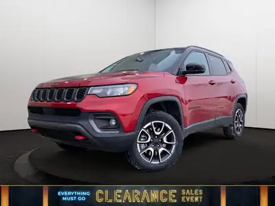 This Jeep Compass has a dependable Intercooled Turbo Regular Unleaded I-4 2.0 L/122 engine powering...