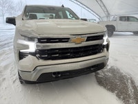 This Chevrolet Silverado 1500 boasts a Gas V8 5.3L/325 engine powering this Automatic transmission.... (image 6)