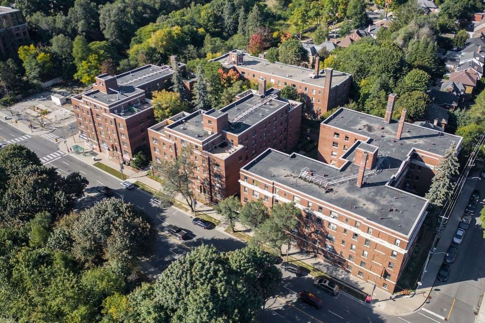 Chatsworth Apartments 1 Bdrm available at 2928 Yonge Street, T Long