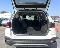 Crowfoot Hyundai, AMVIC Licensed Dealer Mileage: 65,799 km Upgrade your daily driving routine with t... (image 5)