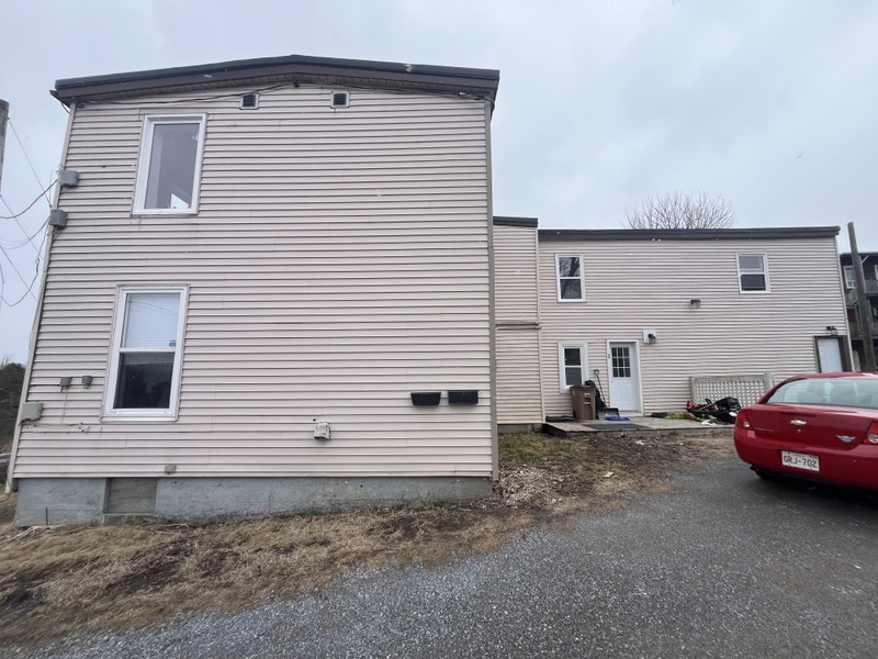 Spacious newly renovated 2 bedroom located west Long Term Rentals Saint John Kijiji