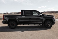 ENGINE 6.2L ECOTEC3 V8 (420 hp [313 kW] @ 5600 rpm 460 lb-ft of torque [624 Nm] @ 4100 rpm); featuri... (image 4)
