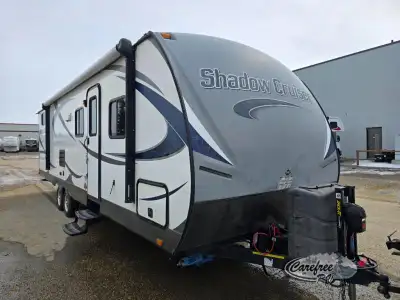Imagine yourself camping in all of your favorite locations in this spacious bunkhouse travel trailer...