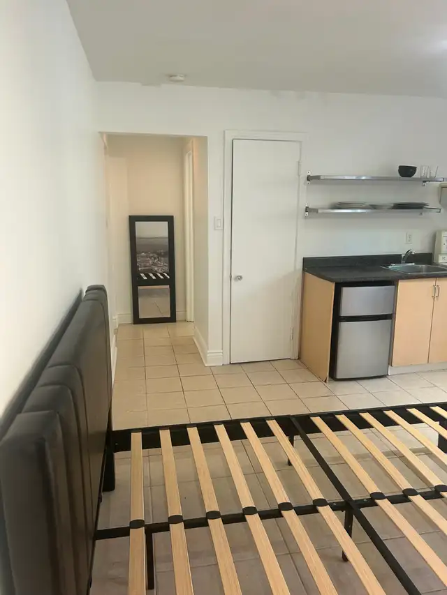 U d M,  HEC Chambre in Room Rentals & Roommates in City of Montréal - Image 7
