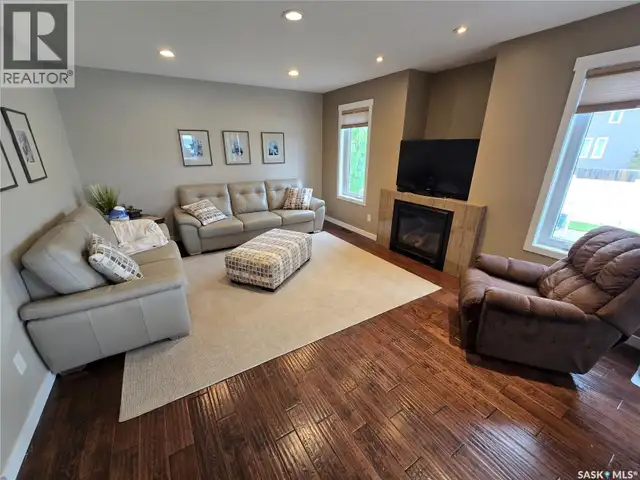 721 Barber CRESCENT Weyburn, Saskatchewan in Houses for Sale in Regina - Image 18