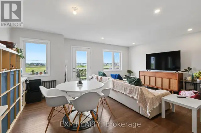 6323 PERTH STREET Ottawa, Ontario in Houses for Sale in Ottawa - Image 27