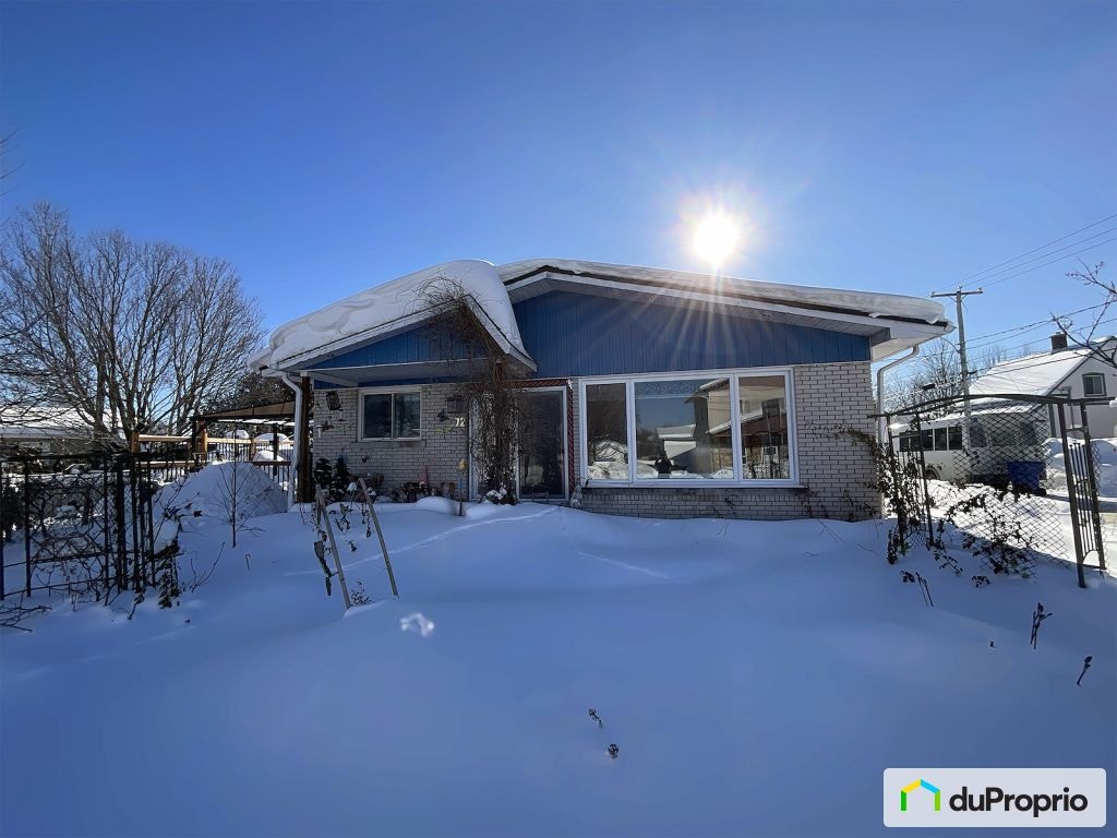 $259,000 - Bungalow for sale in Disraeli — photo 2