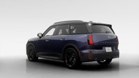 Le tout nouveau *MINI Countryman SE 2025* est aussi audacieux et aventurier que vous. Que vous préfé... (image 1)