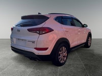Thanks for viewing our House Of Cars Macleod Trail inventory! AMVIC licensed dealer! House of Cars M... (image 7)