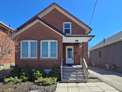 LOCATION, LOCATION, LOCATION!! GREAT POTENTIAL FOR REZONING INTO COMMERCIAL. LOTS OF PARKING SPOTS I...