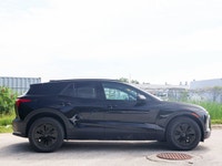 Electric engine with AWD for Canadian conditions - Heated steering wheel enhances winter comfort - A... (image 3)