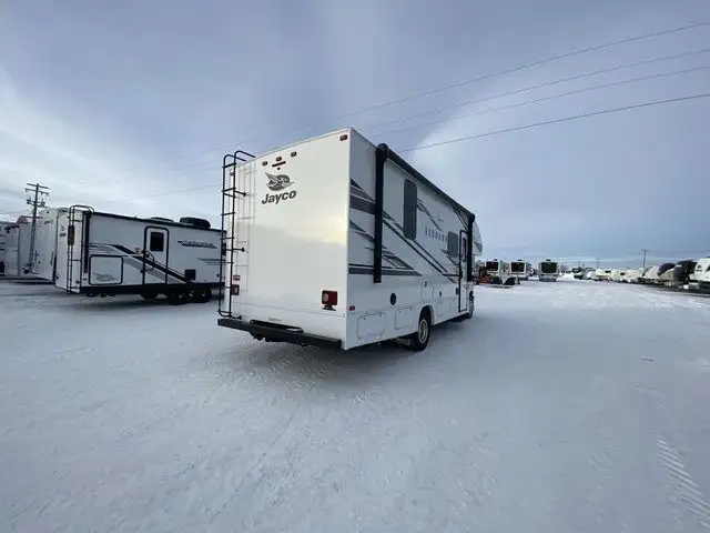 2026 Jayco Redhawk 24B in RVs & Motorhomes in Edmonton - Image 8