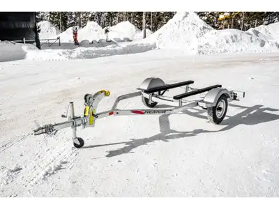 Remeq MNS1500G La remorque idéale pour motomarine, robuste et fiable. Avec sa structure galvanisée r...