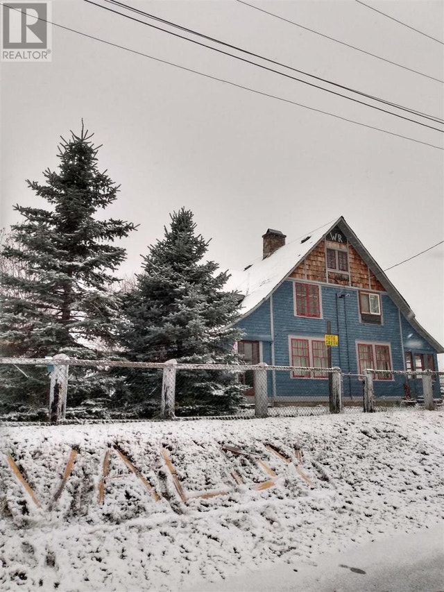 303/305 Superior ST White River, Ontario Houses for Sale Thunder