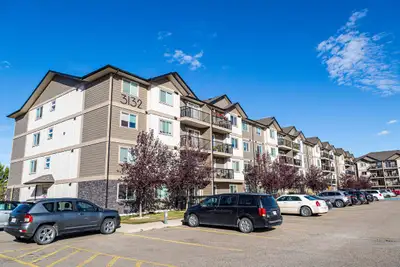 Broadstreet's Cypress Gardens offers 1, 2, and 3 bedroom pet friendly apartments for rent in the cha...