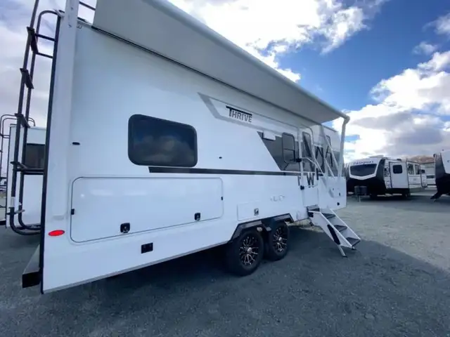 2026 Winnebago Thrive 22MBH in Travel Trailers & Campers in Bedford - Image 25