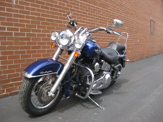 2006 HARLEY-DAVIDSON FLSTNI SOFTAIL DELUXE in Street, Cruisers & Choppers in City of Toronto - Image 9
