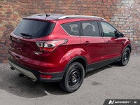 KBB.com 10 Best SUVs Under $25,000, KBB.com 10 Best Used Compact SUVs Under $15,000. This Ford Escap... (image 4)