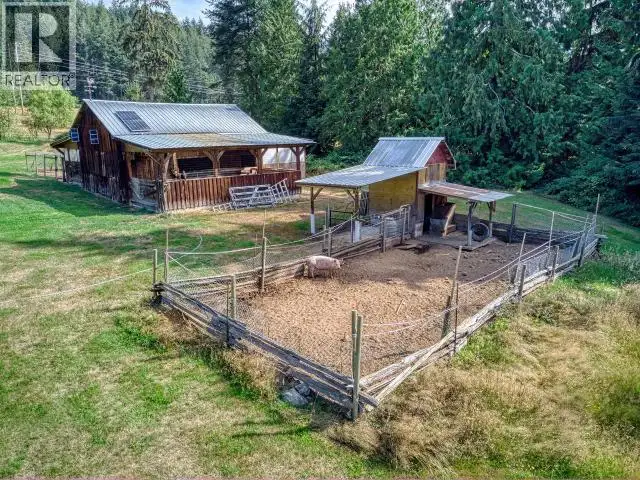 12328 HIGHWAY 101 Powell River, British Columbia in Houses for Sale in Sunshine Coast - Image 40