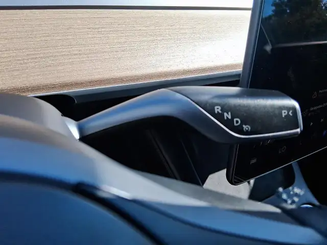 2022 Tesla Model Y Long Range4202164429272064014