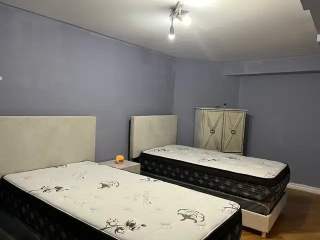 2 Room sharing for boarders in Vaughan/Rutherford GO in Ontario in Canada - Image 3