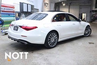 Key features: Front massaging seats, front heated/cooled seats, rear heated seats, heated steering w... (image 4)