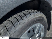 REARVIEW CAMERA BLUTOOTH APPLE CAR PLAY ANDROID AUTO LANE DEPARTURE WARNING Fully serviced and recon... (image 6)