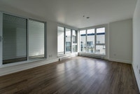 Renovated Akelius three bedroom apartment for rent. Located near Sauvé in the Ahuntsic neighborhood,... (image 7)