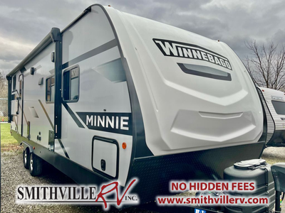 Family friendly bunk model with outdoor kitchen! Features: Sleeps up to 10- front queen bed, double...