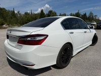 2017 HONDA ACCORD SPORT 6 SPEED MANUAL SUPER CLEAN MUST SEE ONLY $159.03 BI WEEKLY WITH $0 DOWN O.A.... (image 6)