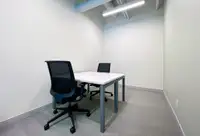 Private office for 2 persons