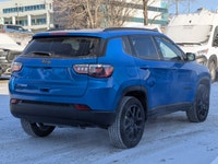 This Jeep Compass has a durable Intercooled Turbo Regular Unleaded I-4 2.0 L/122 engine powering thi... (image 7)