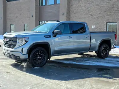 2025 GMC Sierra 1500 Modèle Elevation Crew Cab V8 de 5,3L X-31 avec seulement 26000 km - Crew cab -...