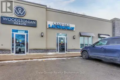 This established laundromat offers a strong investment opportunity in a high?exposure commercial pla...