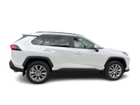 Leather, Remote Start, AWD, Power Tailgate, AWD, Cloth, 19" Alloy Wheels, Engine Immobilizer Anti-Th... (image 2)