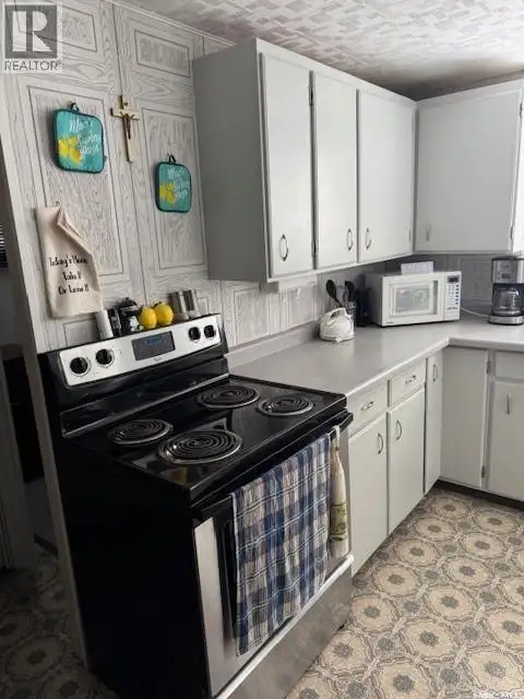 692 Aqualane AVENUE Aquadeo, Saskatchewan in Houses for Sale in Prince Albert - Image 4