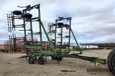 JOHN DEERE 1600 40 Ft Chisel Plow Deep Tillage Cultivator 40 Ft 12 inch shank spacing Reversable spi...