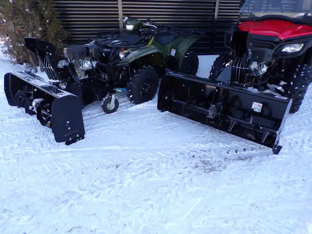 YAMAHA KODIAK 700 EPS WITH BERCOMAC SNOWBLOWER in Other in Ottawa - Image 2